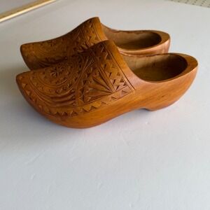 Vintage Dutch Hand Carved Wooden Clogs Traditional Klompen Folk Art Decor 9 Inch